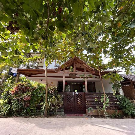 Puyo Suites Homestay General Luna  Eksteriør bilde